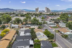 908 12th St, Sparks, NV 89431 - Photo 12