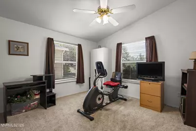 7651 Diamond Pointe Way, Reno, NV 89506 - Photo 14