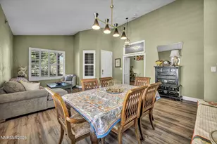 2410 Lincoln Meadows Dr, Reno, NV 89521 - Photo 10