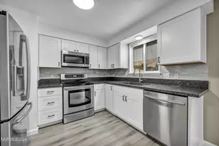 3860 Allen Glen Dr, Reno, NV 89503 - Photo 8