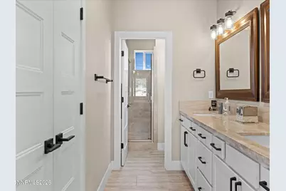 707 Roberts Street, Reno, NV 89502 - Photo 18