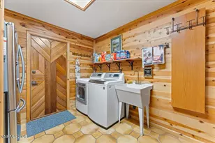 16400 Logan Meadow Ln, Reno, NV 89511 - Photo 24