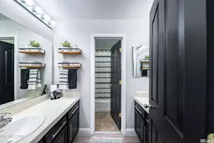 2340 Dodge Dr, Sparks, NV 89436 - Photo 8