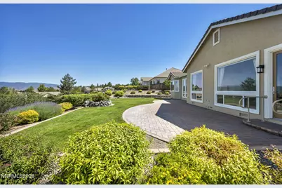 574 Echo Ridge Court, Reno, NV 89511 - Photo 10