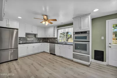 11655 Overland Road, Reno, NV 89506 - Photo 14