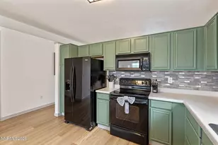 7334 Warhol Dr, Sun Valley, NV 89433 - Photo 14