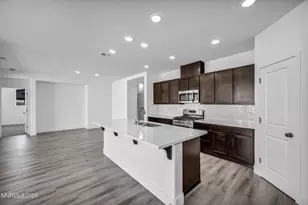 142 Radiant Dr, Carson City, NV 89705 - Photo 8