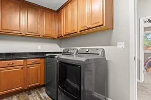 2438 Emblem St, Sparks, NV 89436 - Photo 18