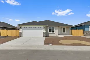 954 Kathryn Ct, Fernley, NV 89408 - Photo 4