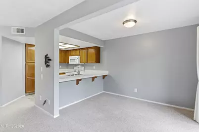 2875 Idlewild Drive #39, Reno, NV 89509 - Photo 10