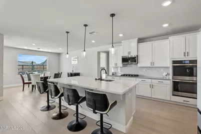1018 Carico Valley Place, Sparks, NV 89441 - Photo 6