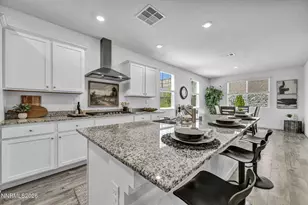 8405 Fenhollow Dr, Verdi, NV 89439 - Photo 2
