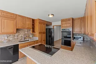 2220 Stone Mountain Cir, Reno, NV 89519 - Photo 10