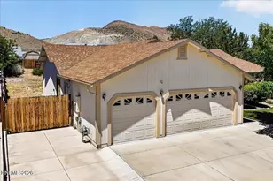 2385 Lenticular Dr, Spanish Springs, NV 89441 - Photo 4
