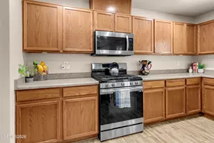 7991 Mariner Cove Dr, Reno, NV 89506 - Photo 12