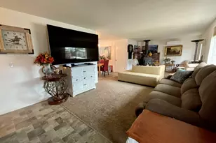 1285 Franklin Ln, Gardnerville, NV 89460 - Photo 2
