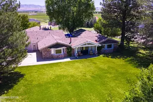 697 Indian Trail Rd, Gardnerville, NV 89460 - Photo 2