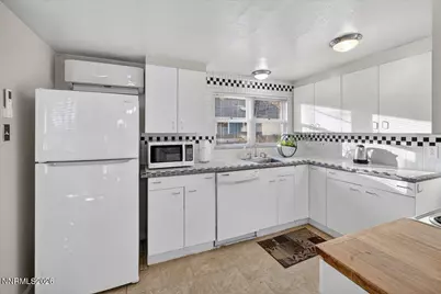 611 Nixon Avenue, Reno, NV 89509 - Photo 6