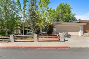 7621 Diamond Pointe Way, Reno, NV 89506 - Photo 2