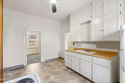 128 Keystone Avenue, Reno, NV 89503 - Photo 14