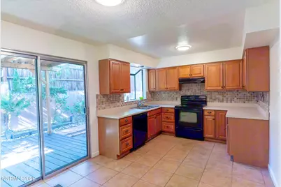 6450 Lotus Street, Reno, NV 89506 - Photo 12