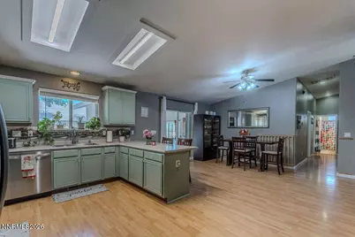 186 Jennys Lane, Fernley, NV 89408 - Photo 8