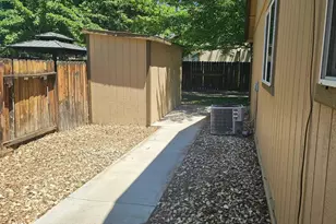 2030 Woodhaven Ln, Sparks, NV 89434 - Photo 30