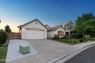 2439 Spring Flower Dr, Reno, NV 89521 - Photo 42