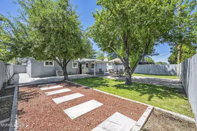 1106 Prospect Avenue, Sparks, NV 89431 - Photo 2