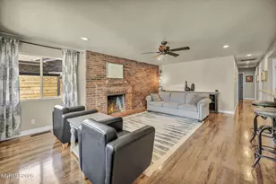 275 Hillcrest Dr, Reno, NV 89509 - Photo 4