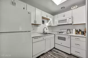 1008 Baywood Dr, Sparks, NV 89434 - Photo 12