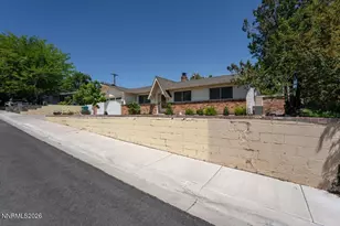 2205 Carlin St, Reno, NV 89503 - Photo 4
