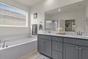 1906 Boundary Peak St, Carson City, NV 89701 - Photo 16
