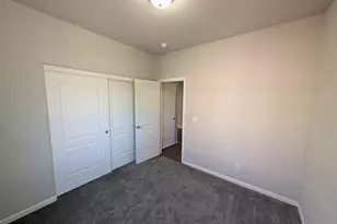 180 Walnut Dr, Fernley, NV 89408 - Photo 4