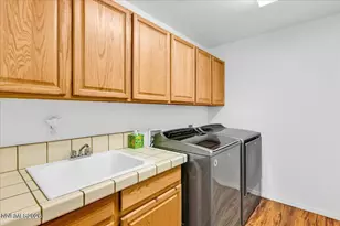 1477 Kinglet Dr, Sparks, NV 89441 - Photo 34