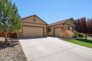 6680 Voyage Dr, Sparks, NV 89436 - Photo 4