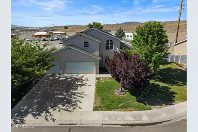 1358 White Bluffs Circle, Fernley, NV 89408 - Photo 2