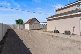 1358 White Bluffs Cir, Fernley, NV 89408 - Photo 32