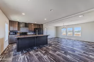 1785 E Antelope St, Silver Springs, NV 89429 - Photo 2
