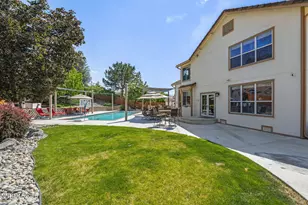 1720 Crestside Ct, Sparks, NV 89436 - Photo 38