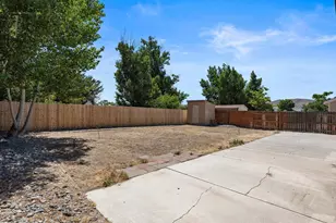 158 Rosecrest Dr, Fernley, NV 89408 - Photo 32