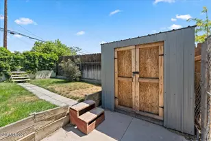 815 N Maddux Dr, Reno, NV 89512 - Photo 32