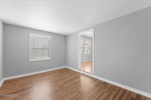 815 N Maddux Dr, Reno, NV 89512 - Photo 18