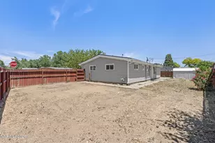 1013 Greenbrae Dr, Sparks, NV 89431 - Photo 14