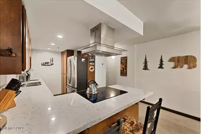 333 Ski Way #UNIT 252, Incline Village, NV 89451 - Photo 10
