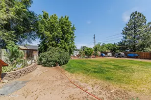 185 E Surge St, Reno, NV 89506 - Photo 22