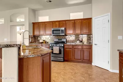10225 Donnay Court, Reno, NV 89521 - Photo 16