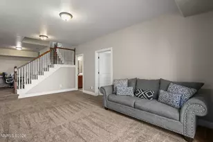1583 Cloud Peak Dr, Sparks, NV 89436 - Photo 30