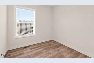 5425 Flora Way, Sun Valley, NV 89433 - Photo 18