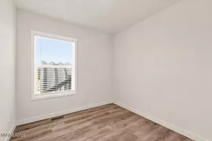 5425 Flora Way, Sun Valley, NV 89433 - Photo 18